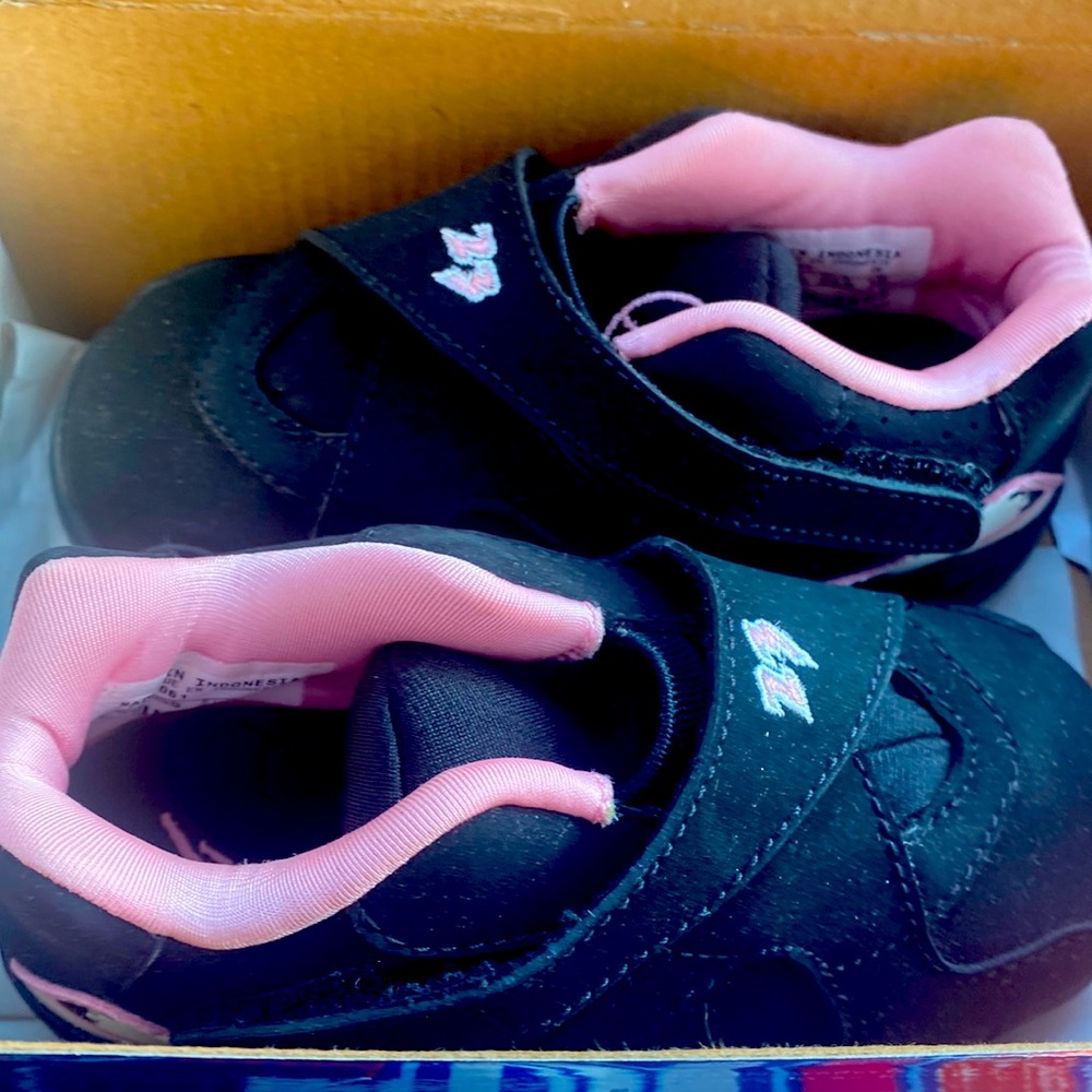 New!! Jordan retro Low toddler shoes sneakers size 7C 13cm